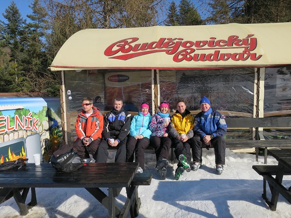 inštruktori lyžiarskeho výcviku