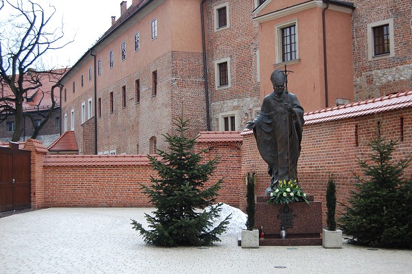 Socha bl. Jána Pavla II na Waweli