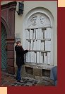 zaujímavý reliéf zvýrazňujúci význam Krakova ako kultúrneho centra
